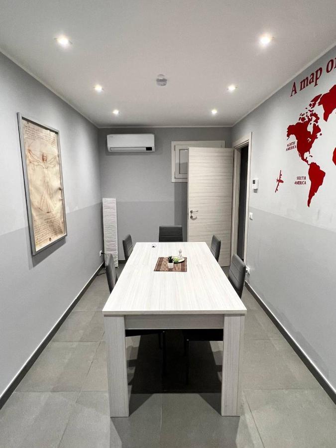 شقة Modern Loft Center Of Turin + Jacuzzi 30M Metro كولّينيو المظهر الخارجي الصورة