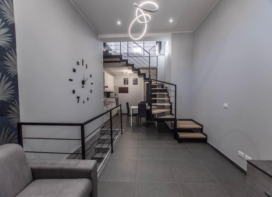 شقة Modern Loft Center Of Turin + Jacuzzi 30M Metro كولّينيو المظهر الخارجي الصورة