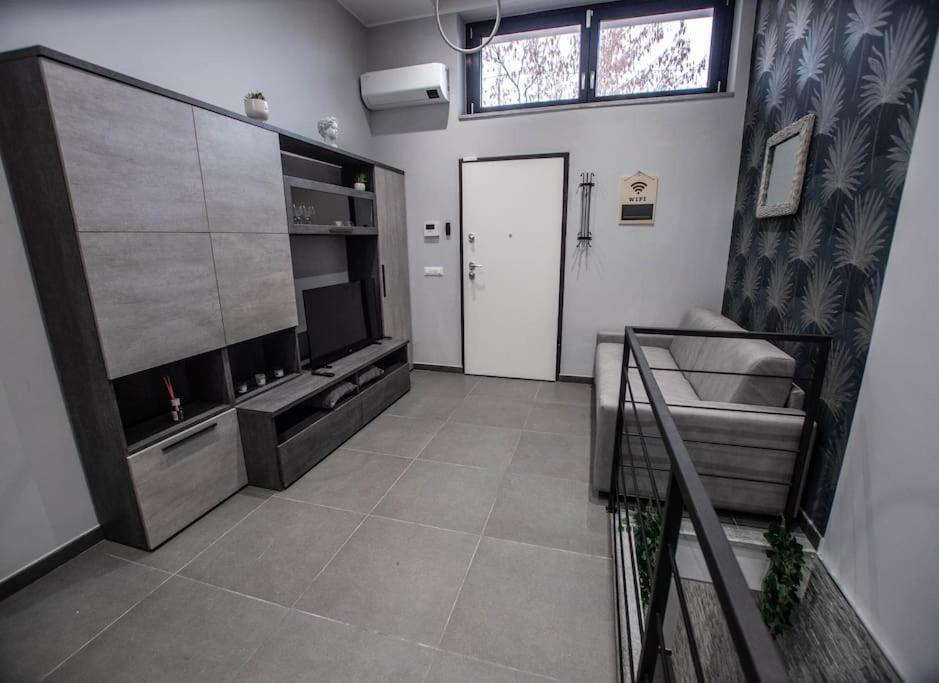 شقة Modern Loft Center Of Turin + Jacuzzi 30M Metro كولّينيو المظهر الخارجي الصورة