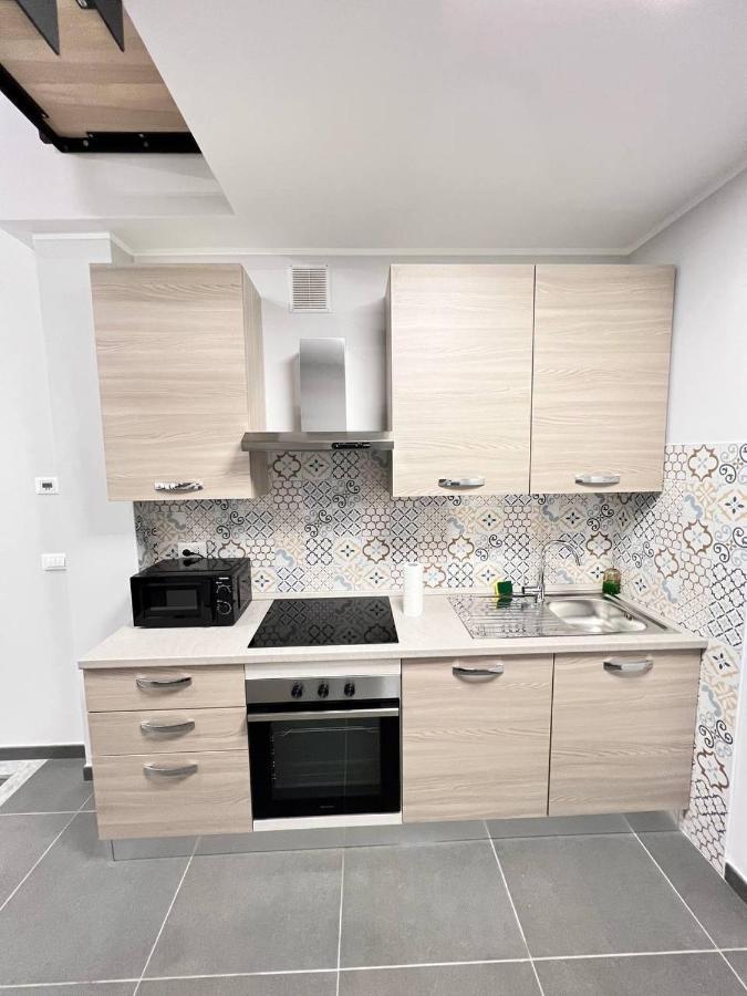 شقة Modern Loft Center Of Turin + Jacuzzi 30M Metro كولّينيو المظهر الخارجي الصورة