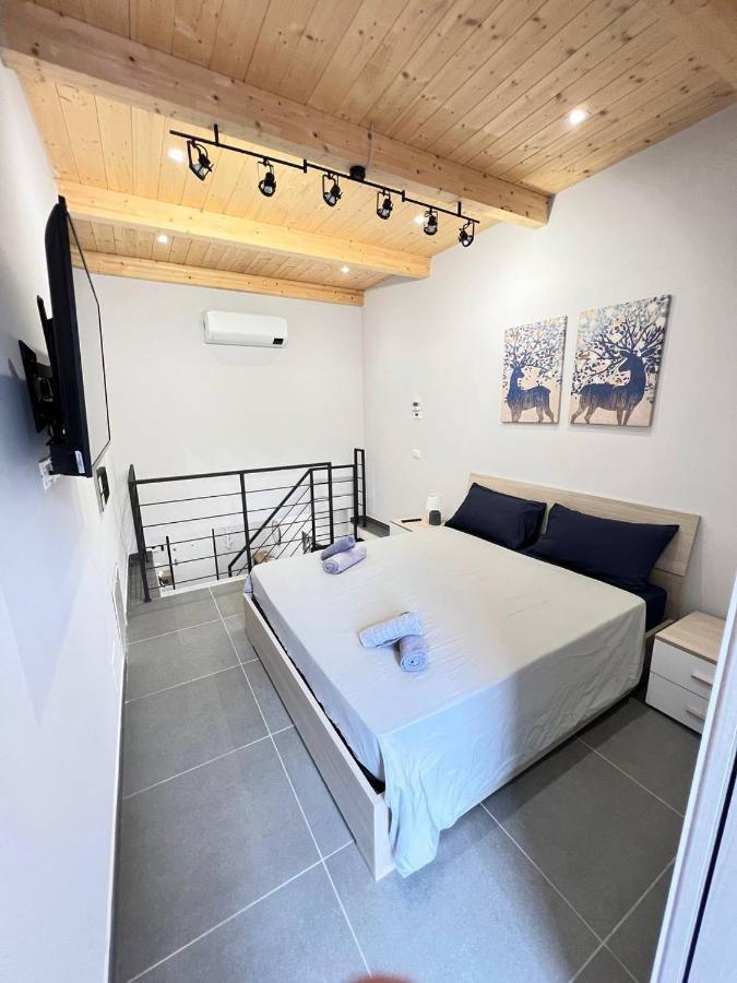 شقة Modern Loft Center Of Turin + Jacuzzi 30M Metro كولّينيو المظهر الخارجي الصورة